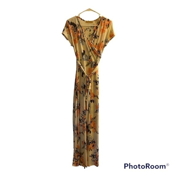 EMMER & Oat Floral Maxi Dress - Picture 2 of 6